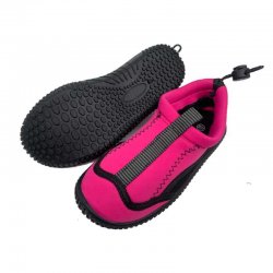 Badskor till barn i en fin rosa färg. Bra badskor till barn i en rosa färg.