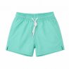 Mingröna pojkshorts för simskolan och stranden.