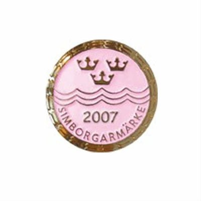 Simmärken simborgarmärket 2007 är rosa