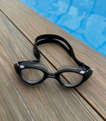 Aqua soft till vuxen är bekväma simglasögon som passar junior/dam.