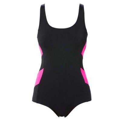 Baddräkt till dam med rosa ränder. Snygg baddräkt från trofe till dam.