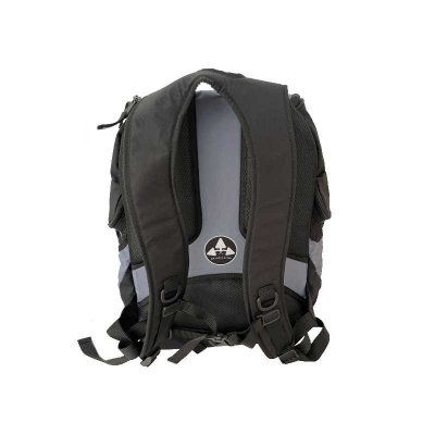 Stor ryggsäck med många fack och ventilation. Perfekt träningsryggsäck. Finns i flera färger.