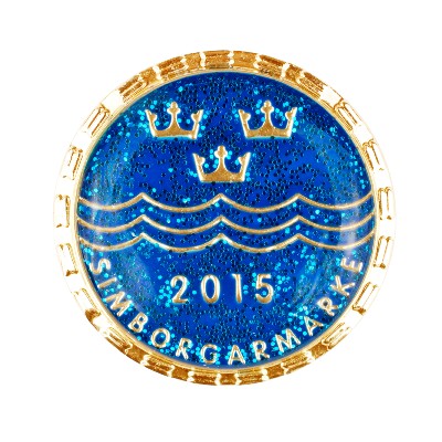 Simborgarmärket 2015 är blått och är ett simmärke från Svenska Simförbundet och Svenska Livräddningsällskapet.