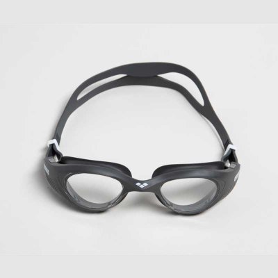 Simglasögon till dam från Arena. Svarta simglasögon med klart glas.