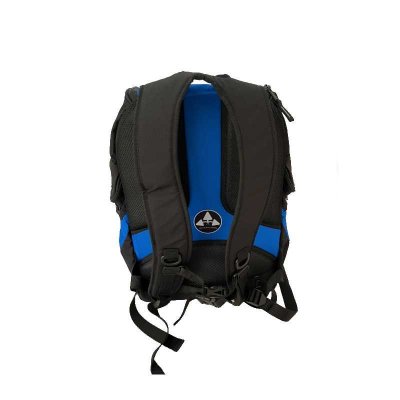 Stor ryggsäck. med ventiler. Passar perfekt som träningsväska. Stor och rymlig 45L