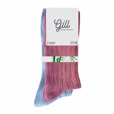 Fina strumport 2-pack i bambu från Gill. Strumporna är rosa och ljusblå. Handla billigt online hos Simbutiken